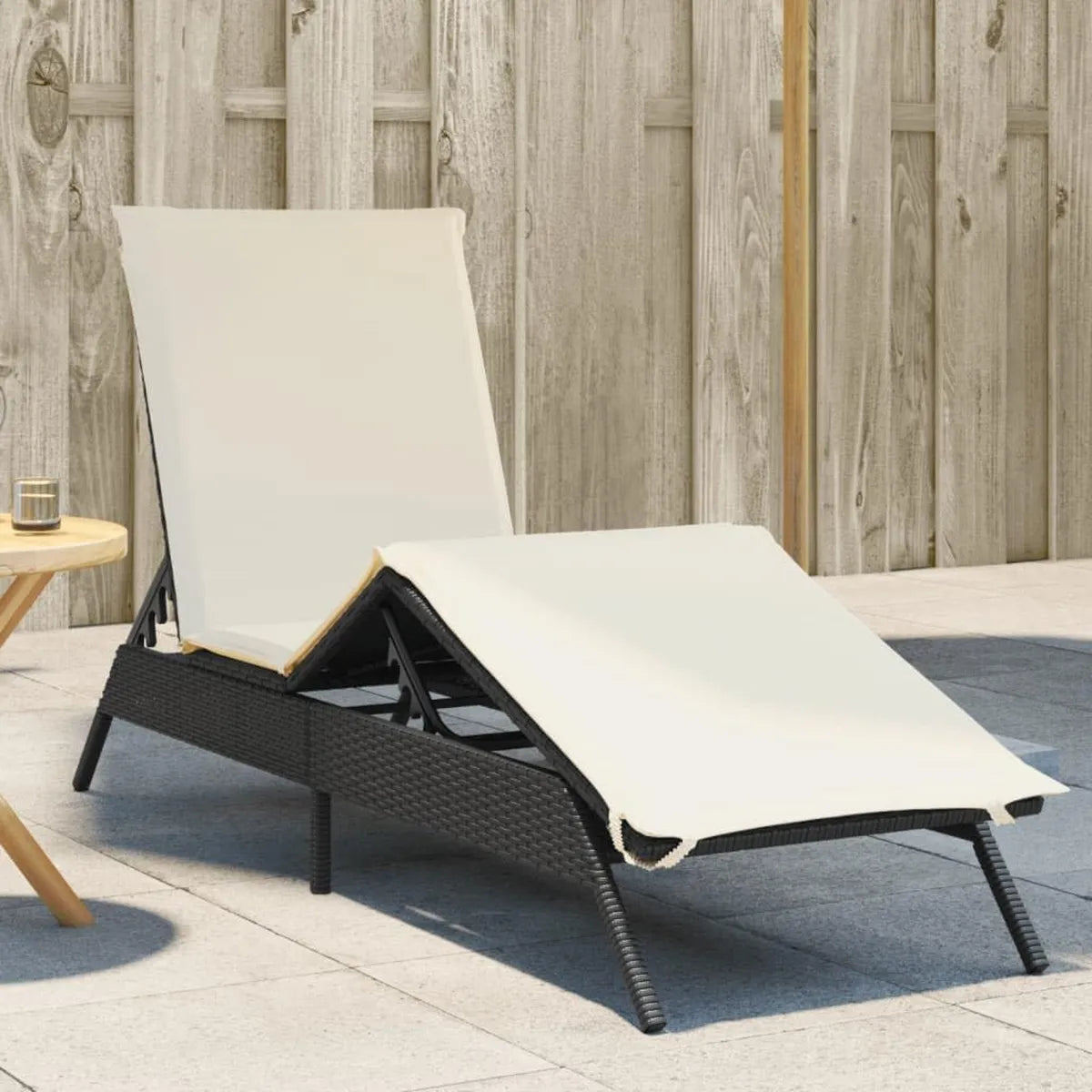 Lettino Prendisole in Polyrattan Nero con Cuscino per Giardino e Piscina