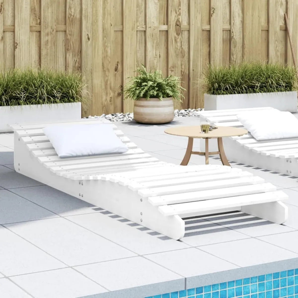 Lettino Prendisole Reclinabile in Legno di Pino Massello, Bianco 205x70 cm, Ideale per Giardino e Piscina