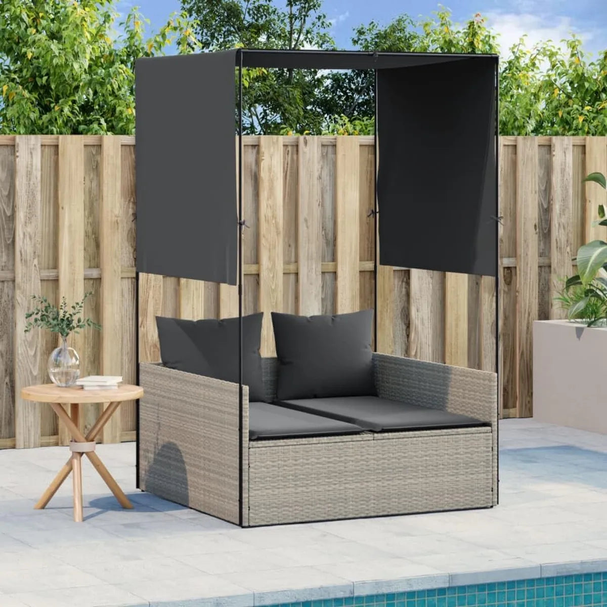 Lettino Prendisole in Polyrattan Grigio Chiaro con Tettuccio e Tende
